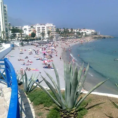 Апартаменты Rivas, Junto A La Playa Torrecilla Нерха