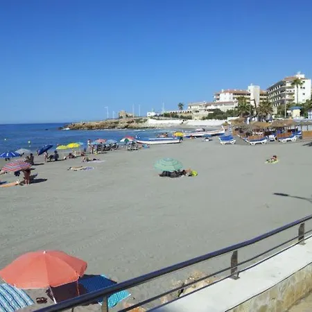 Апартаменты Rivas, Junto A La Playa Torrecilla *